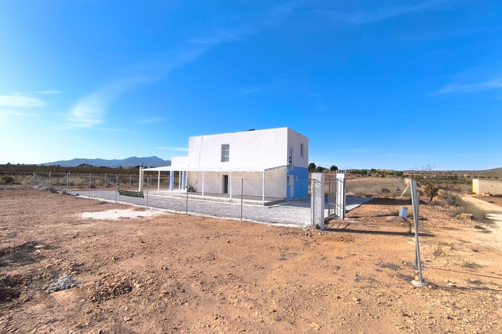 Revente - Villa -
Pinoso - Pinoso Centro