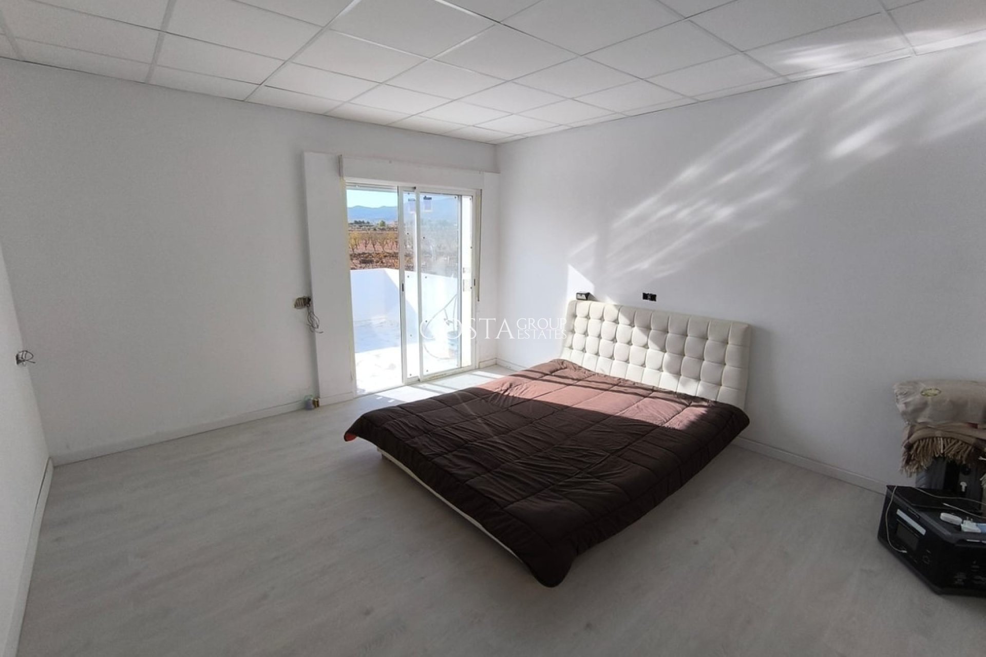 Revente - Villa -
Pinoso - Pinoso Centro