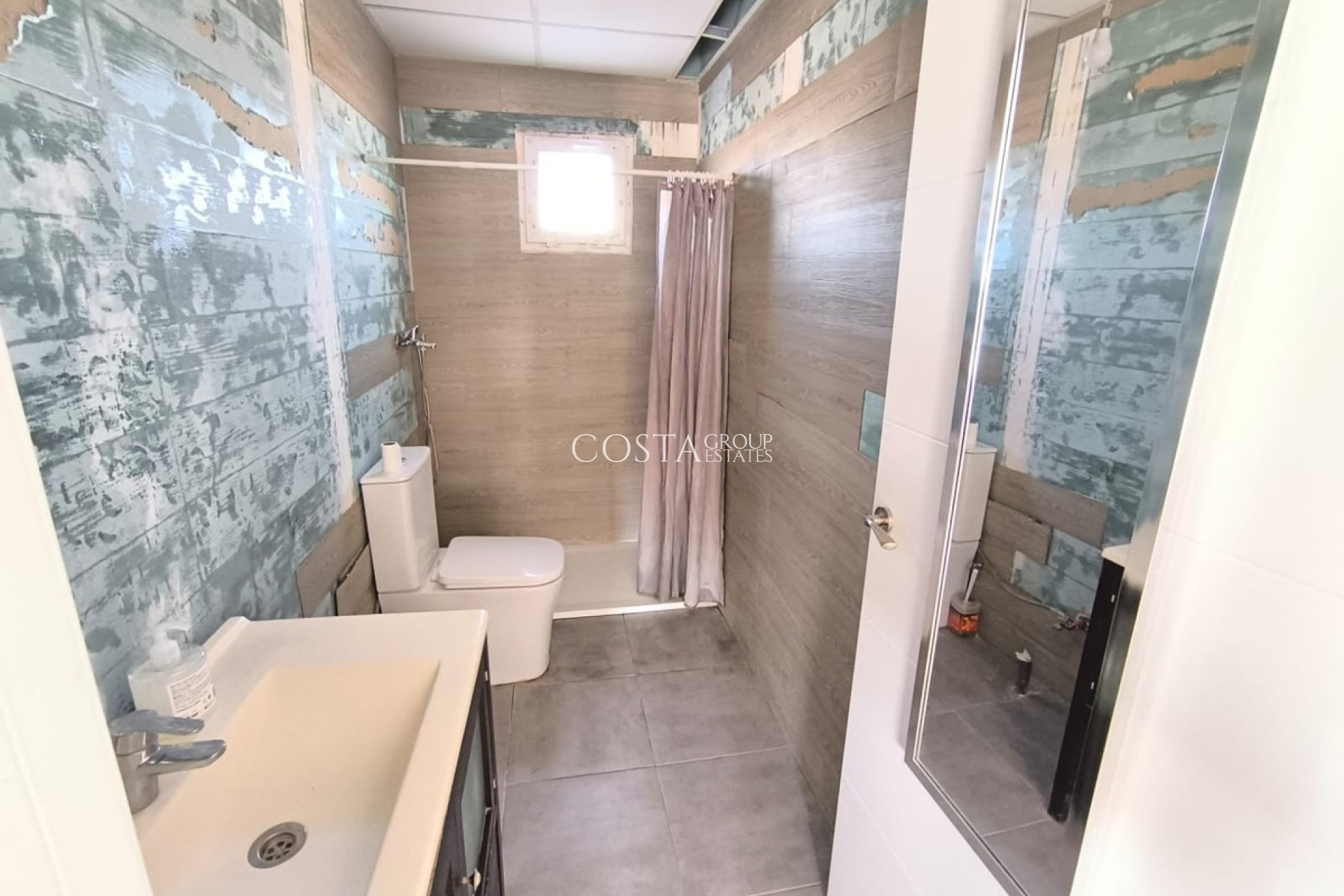 Revente - Villa -
Pinoso - Pinoso Centro