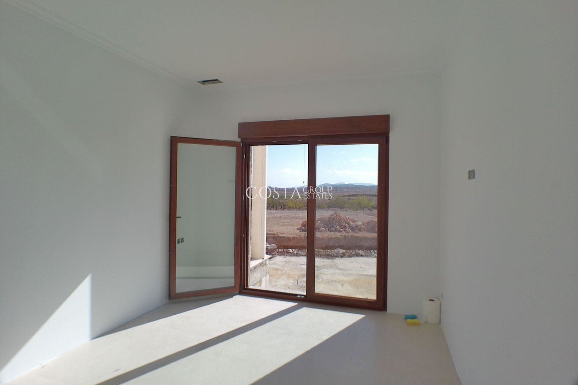 Revente - Villa -
Pinoso - Pinoso Centro