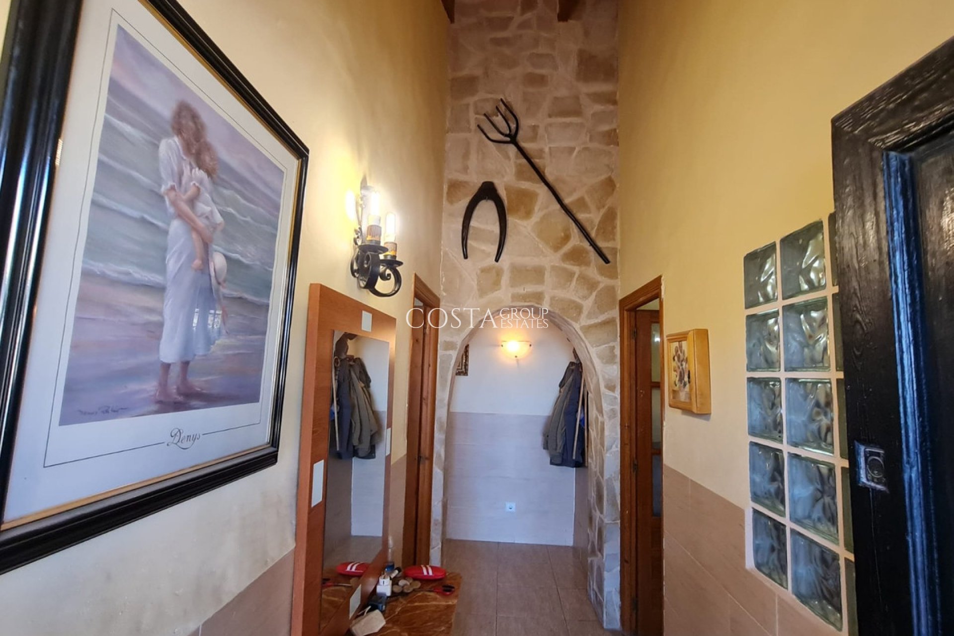 Revente - Villa -
Pinoso - Pinoso Centro