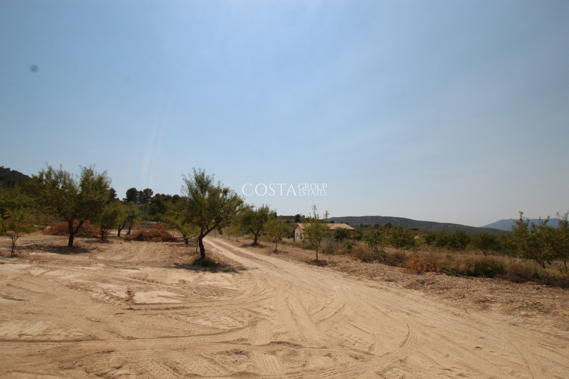 Revente - Villa -
Pinoso - Pinoso Centro