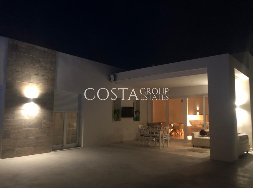 Revente - Villa -
Pinoso - Pinoso Centro