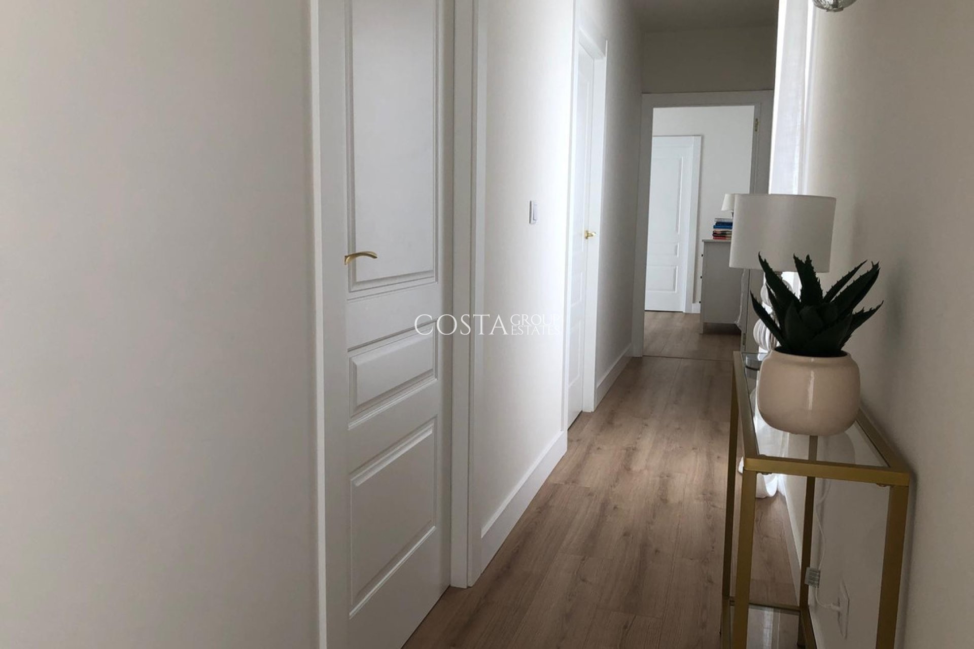 Revente - Villa -
Pinoso - Pinoso Centro