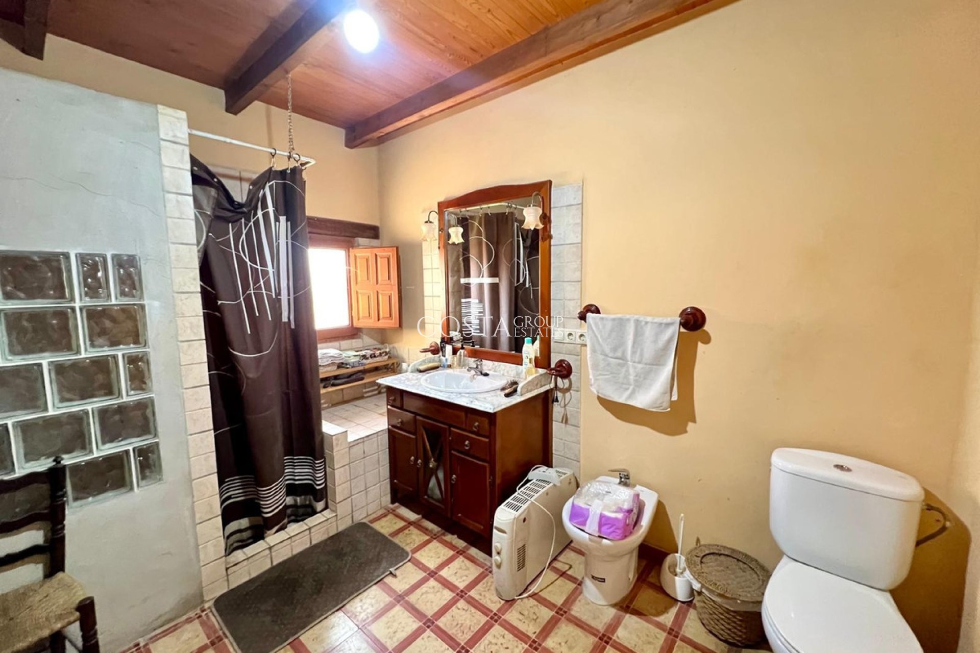 Revente - Villa -
Pinoso - Pinoso Centro