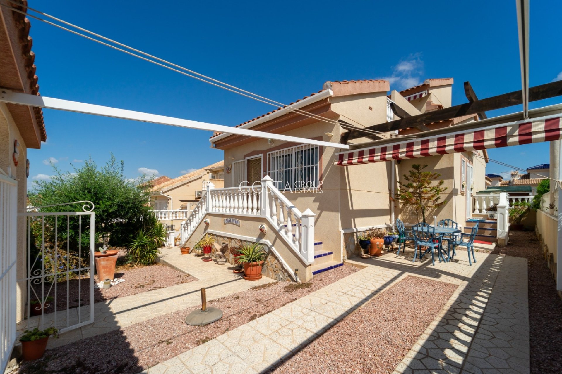 Revente - Villa -
Rojales - Benimar