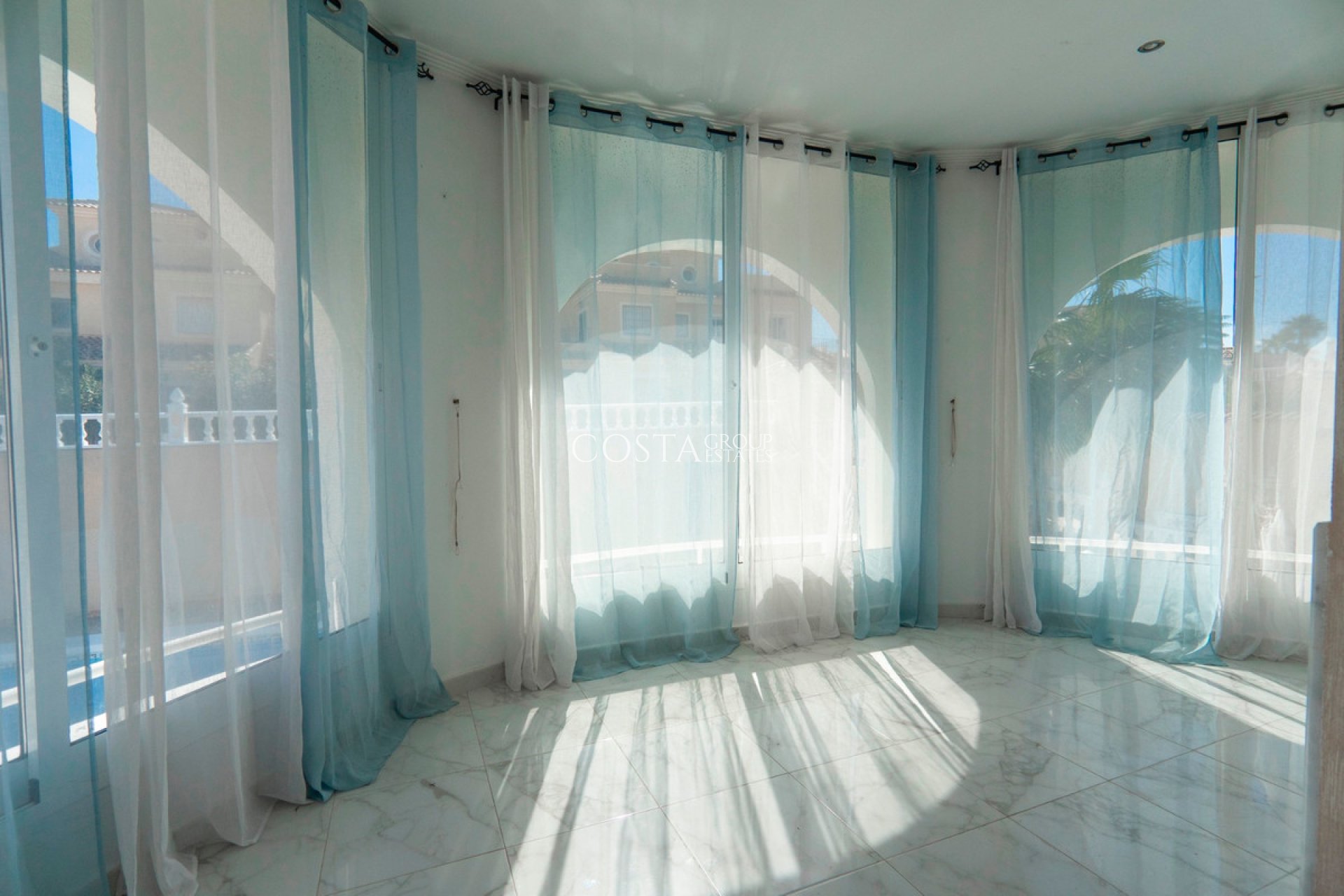 Revente - Villa -
Rojales - Rojales Centro