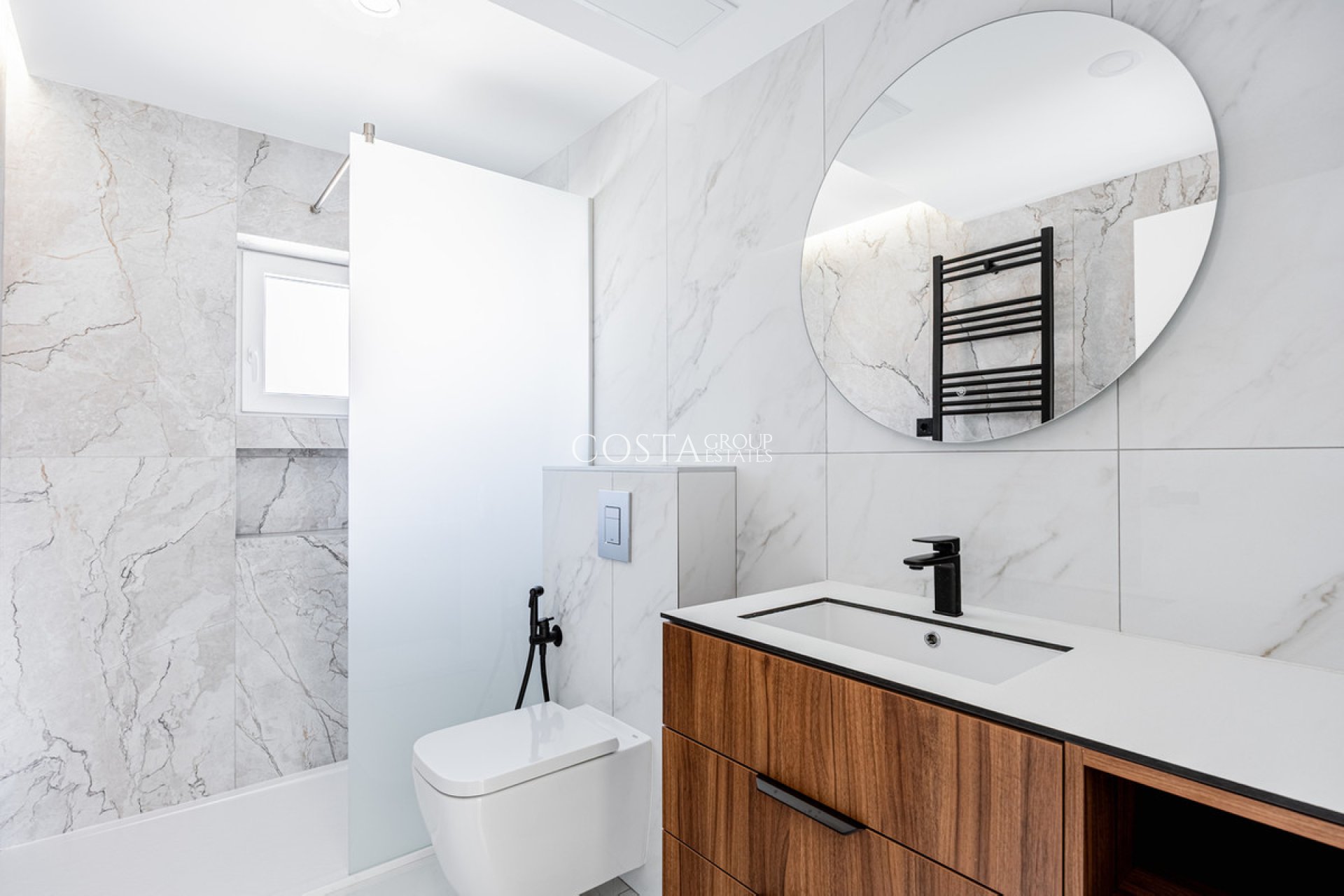 Revente - Villa -
Rojales - Rojales Centro