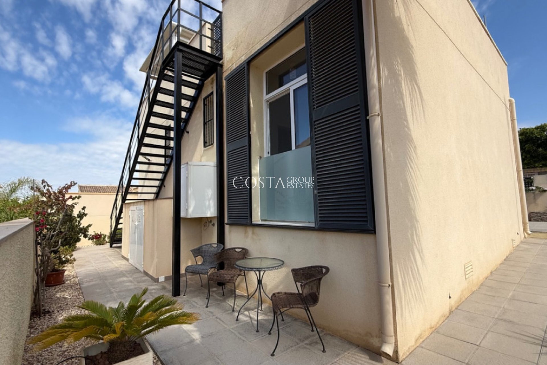 Revente - Villa -
Rojales - Rojales Centro