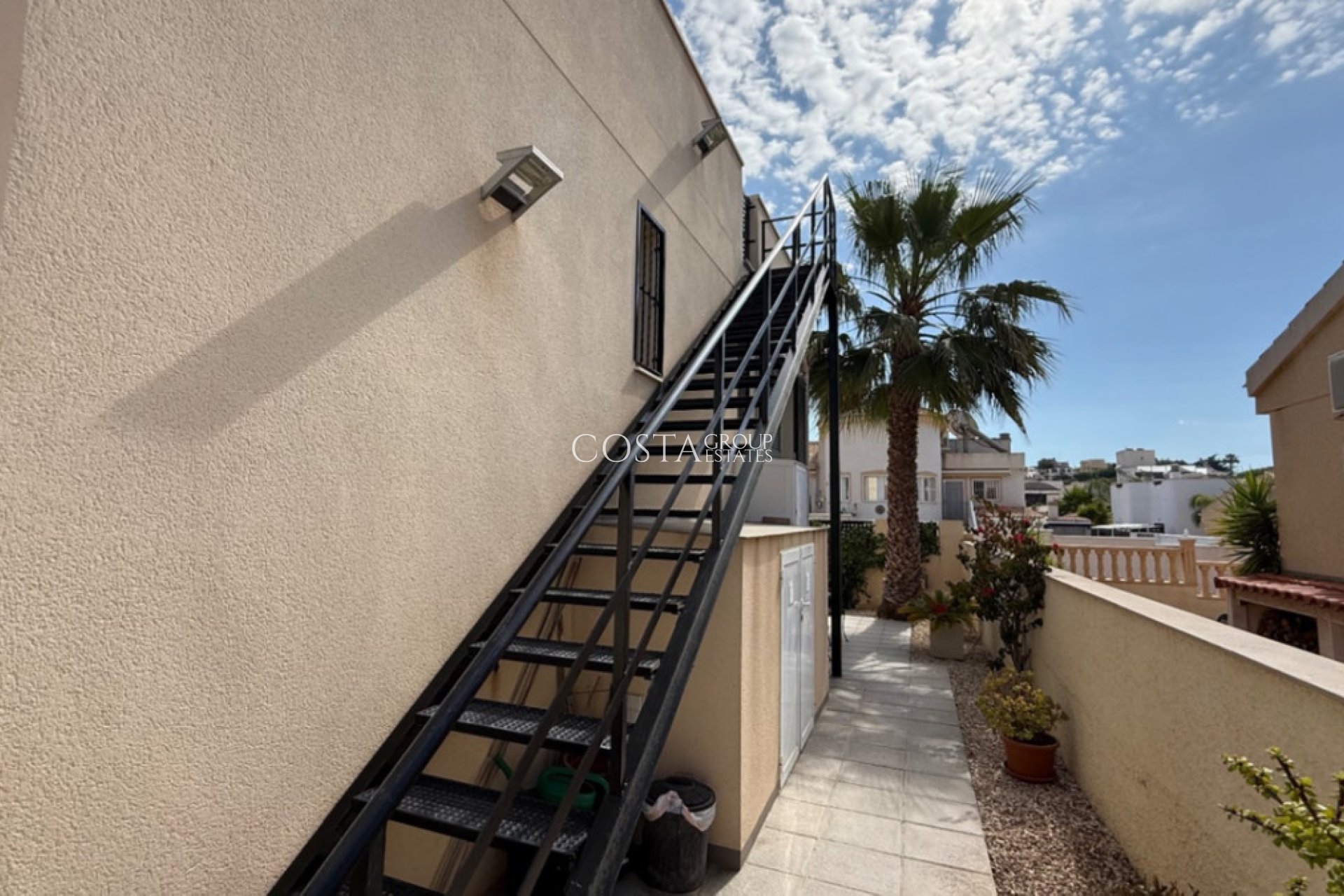 Revente - Villa -
Rojales - Rojales Centro