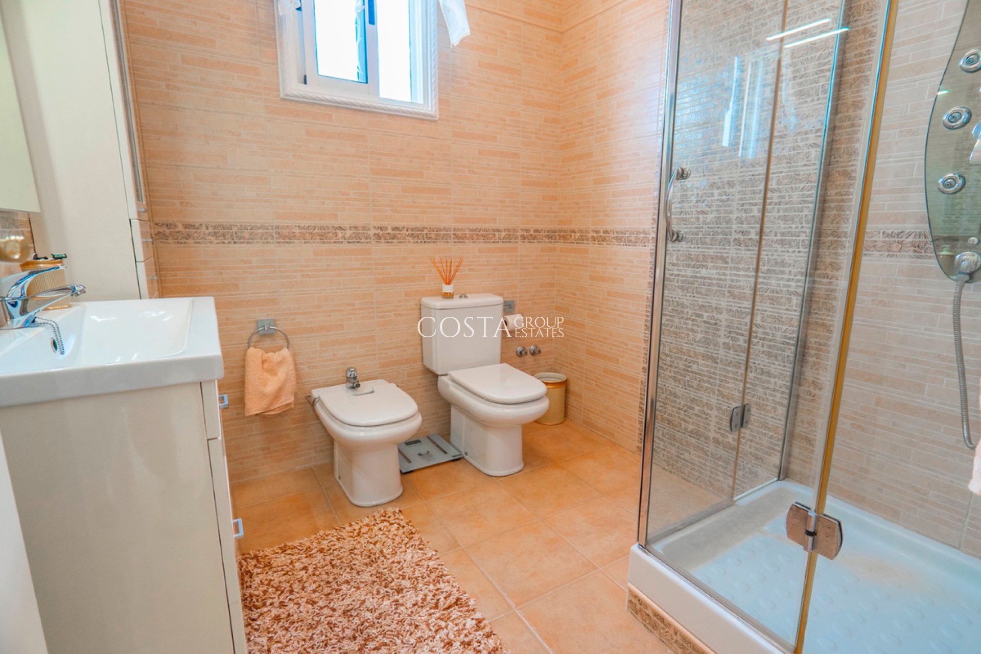 Revente - Villa -
Rojales - Rojales Centro