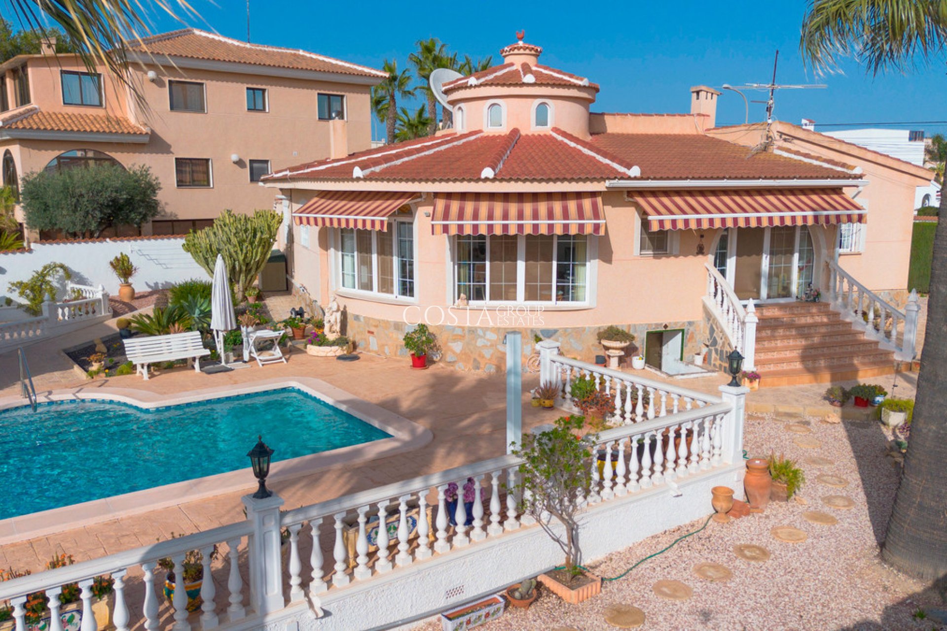 Revente - Villa -
Rojales - Rojales Centro