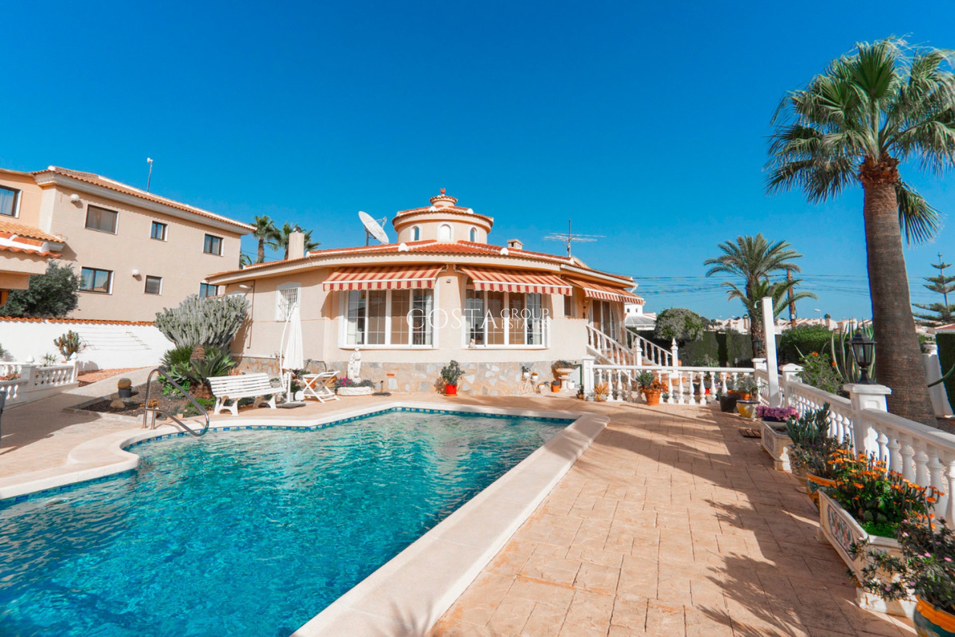 Revente - Villa -
Rojales - Rojales Centro