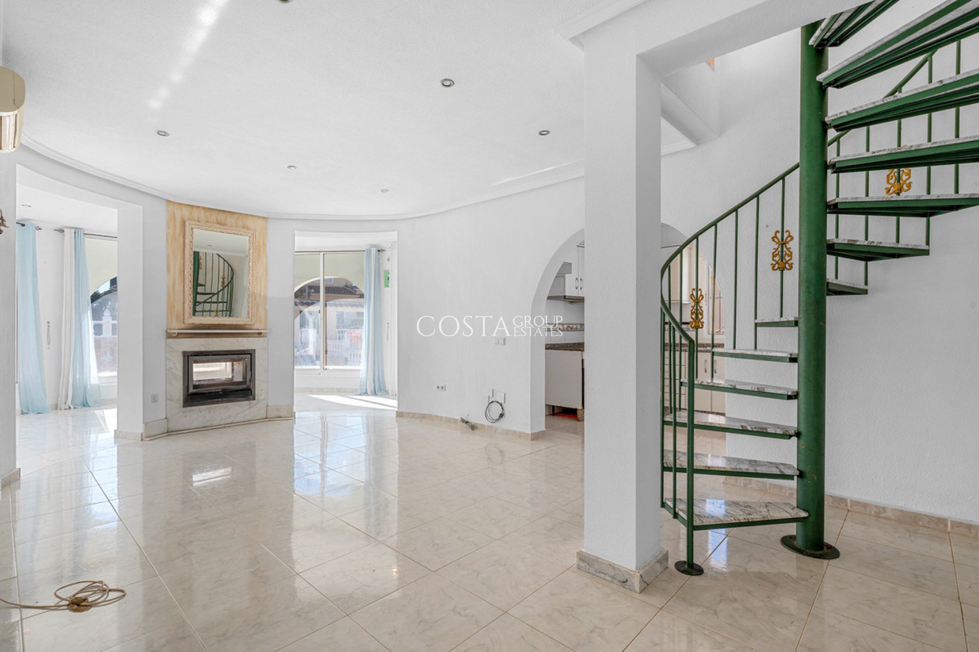 Revente - Villa -
Rojales - Rojales Centro