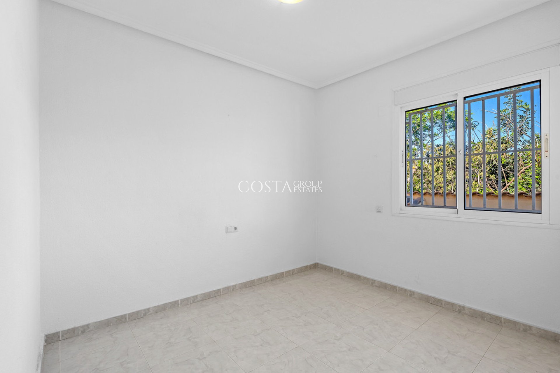 Revente - Villa -
Rojales - Rojales Centro