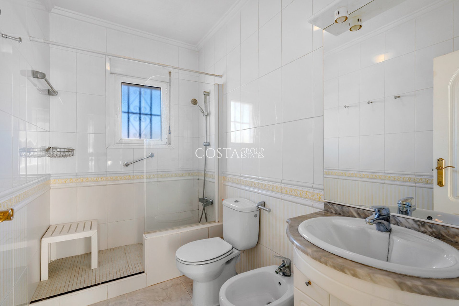 Revente - Villa -
Rojales - Rojales Centro