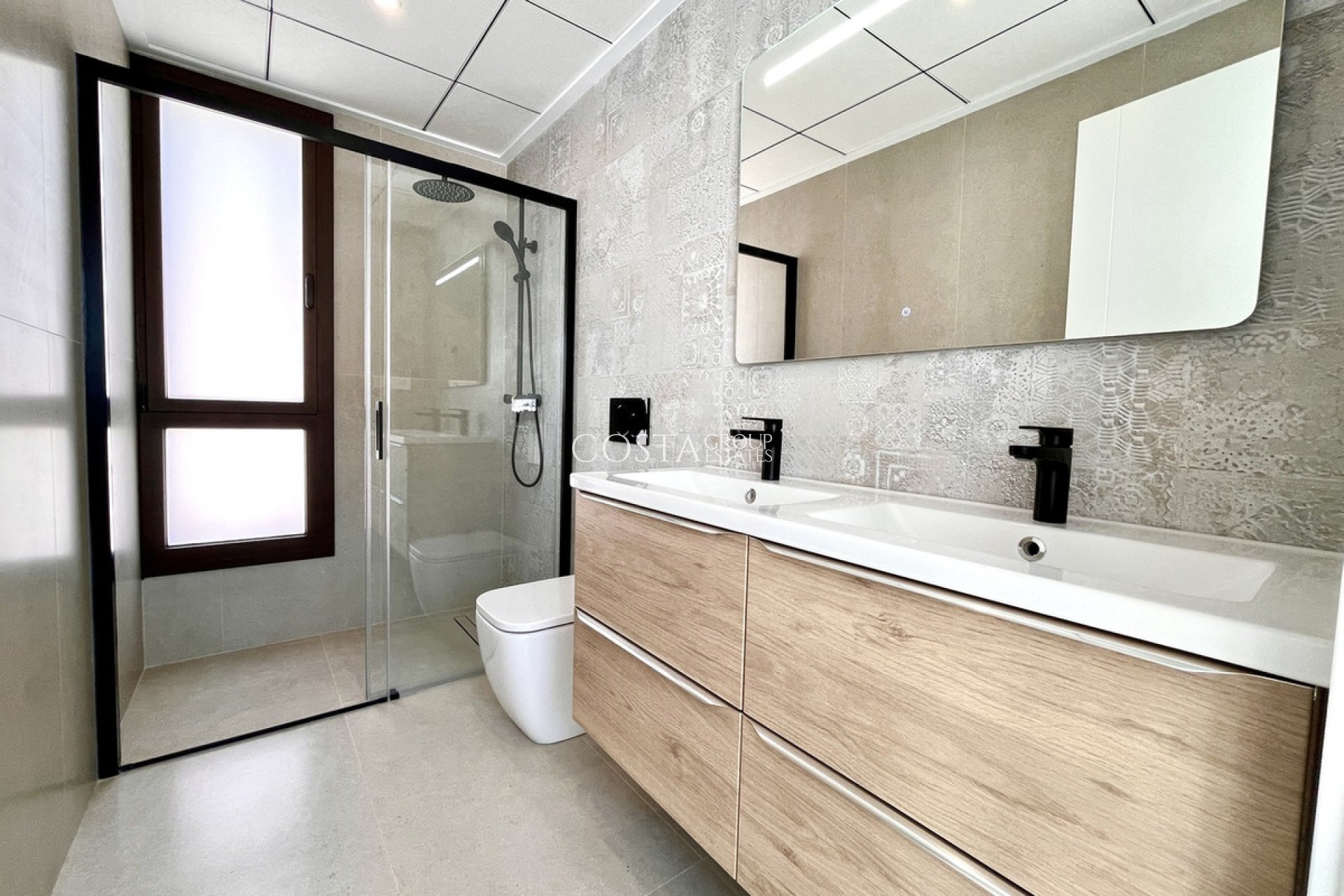 Revente - Villa -
Rojales - Rojales Centro