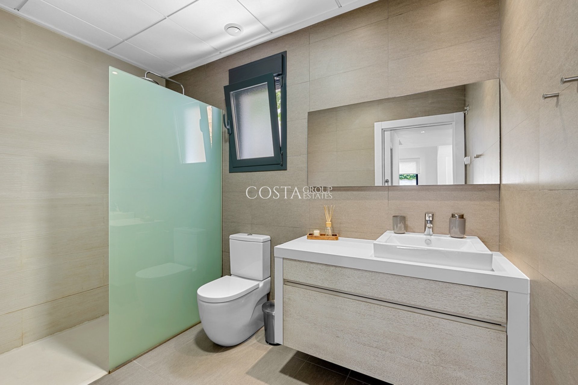 Revente - Villa -
Rojales - Rojales Centro