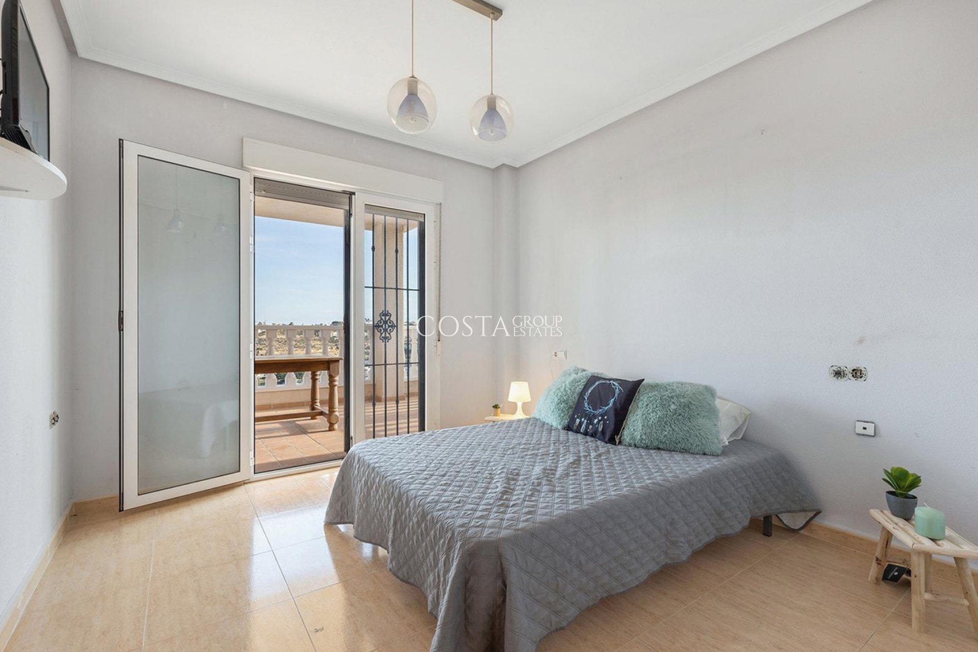 Revente - Villa -
Rojales - Rojales Centro