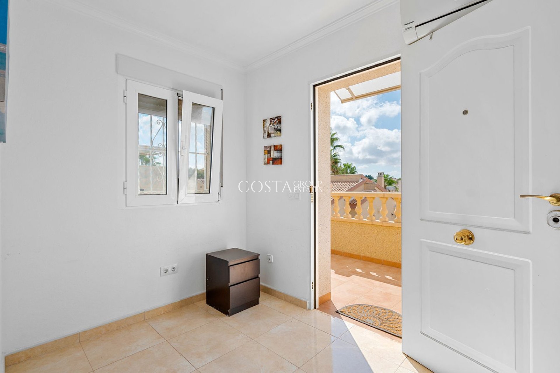 Revente - Villa -
Rojales - Rojales Centro