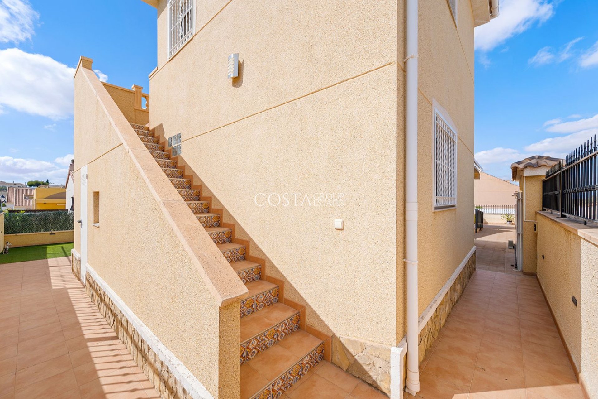 Revente - Villa -
Rojales - Rojales Centro