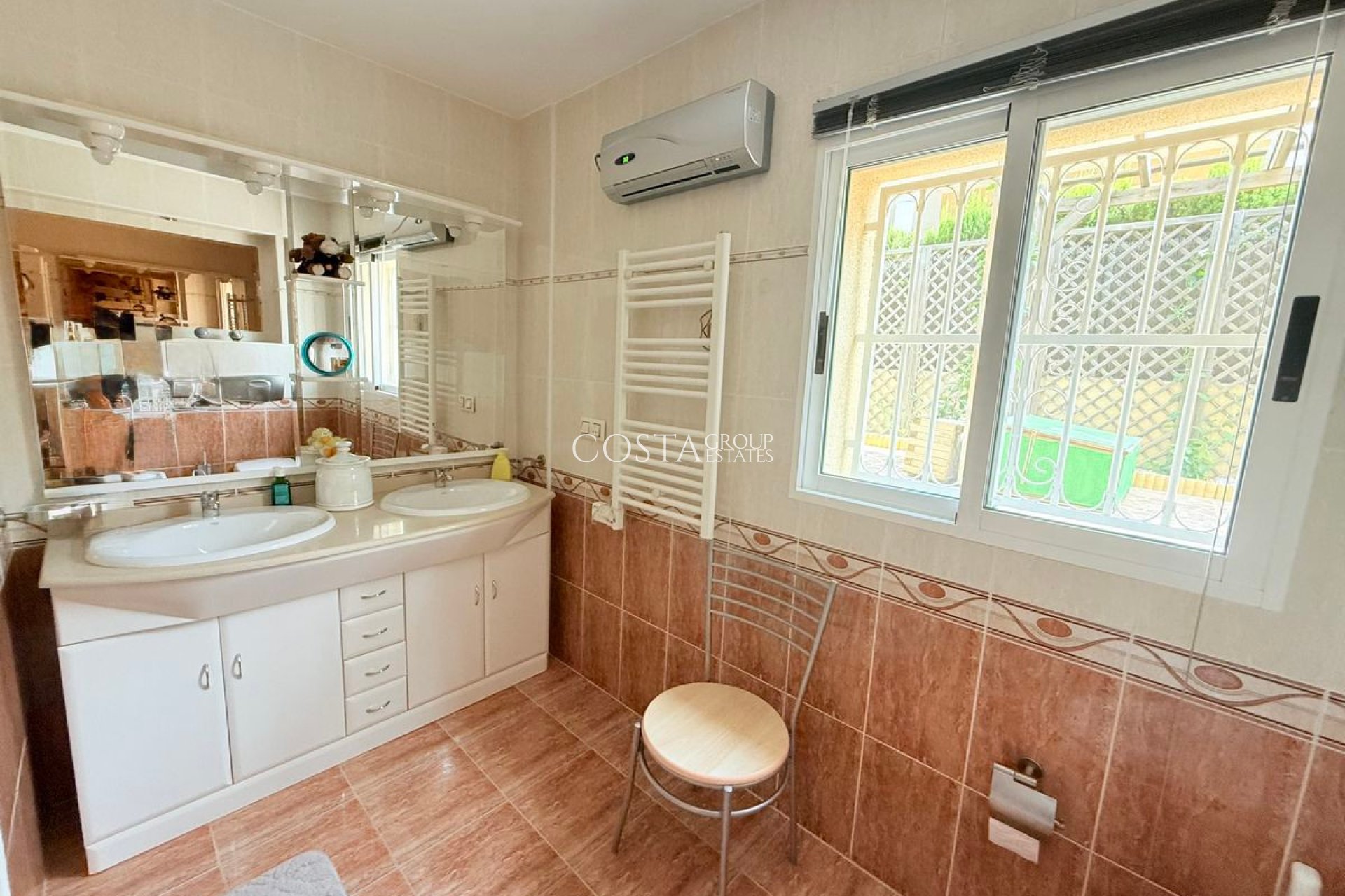 Revente - Villa -
Rojales