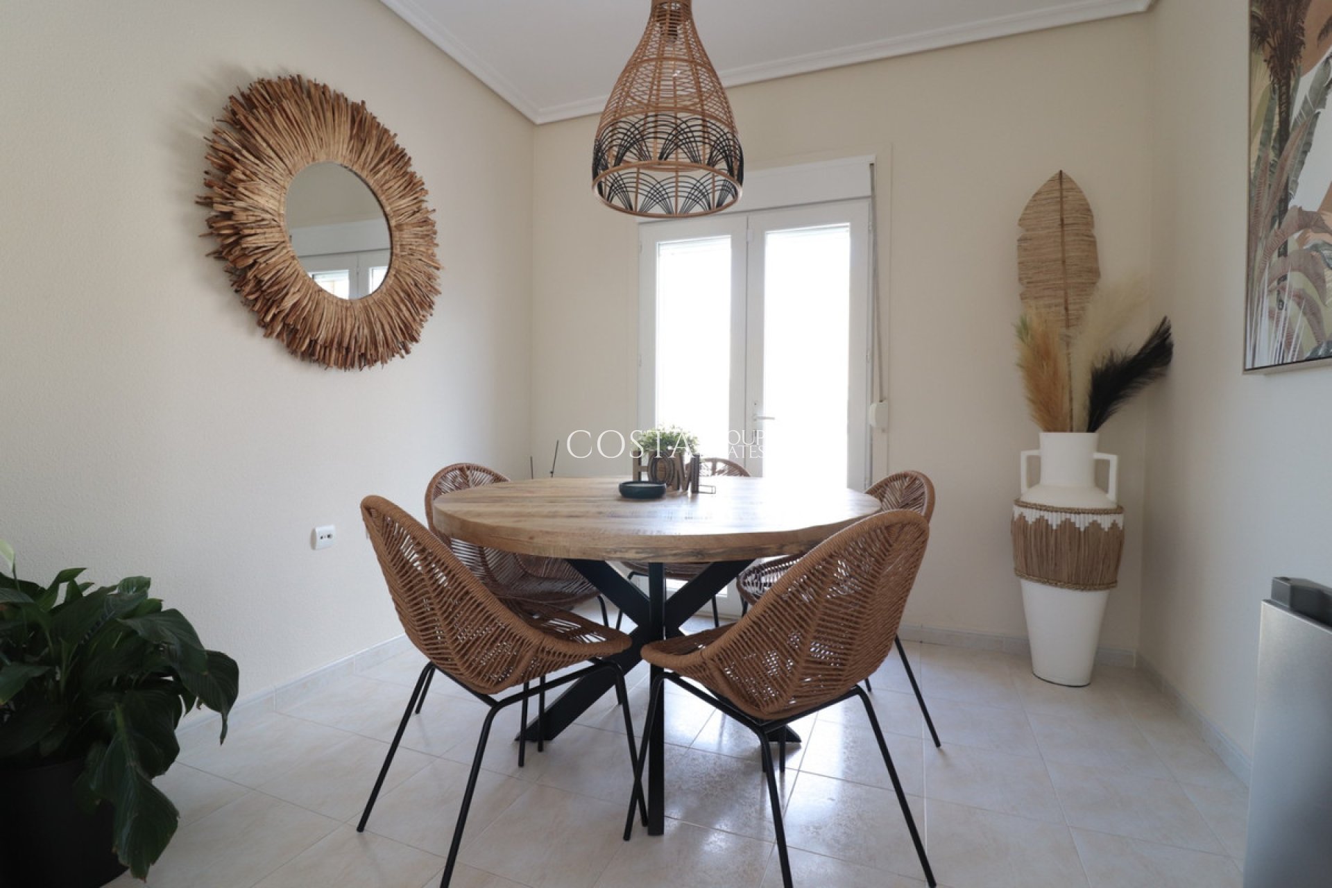 Revente - Villa -
Rojales