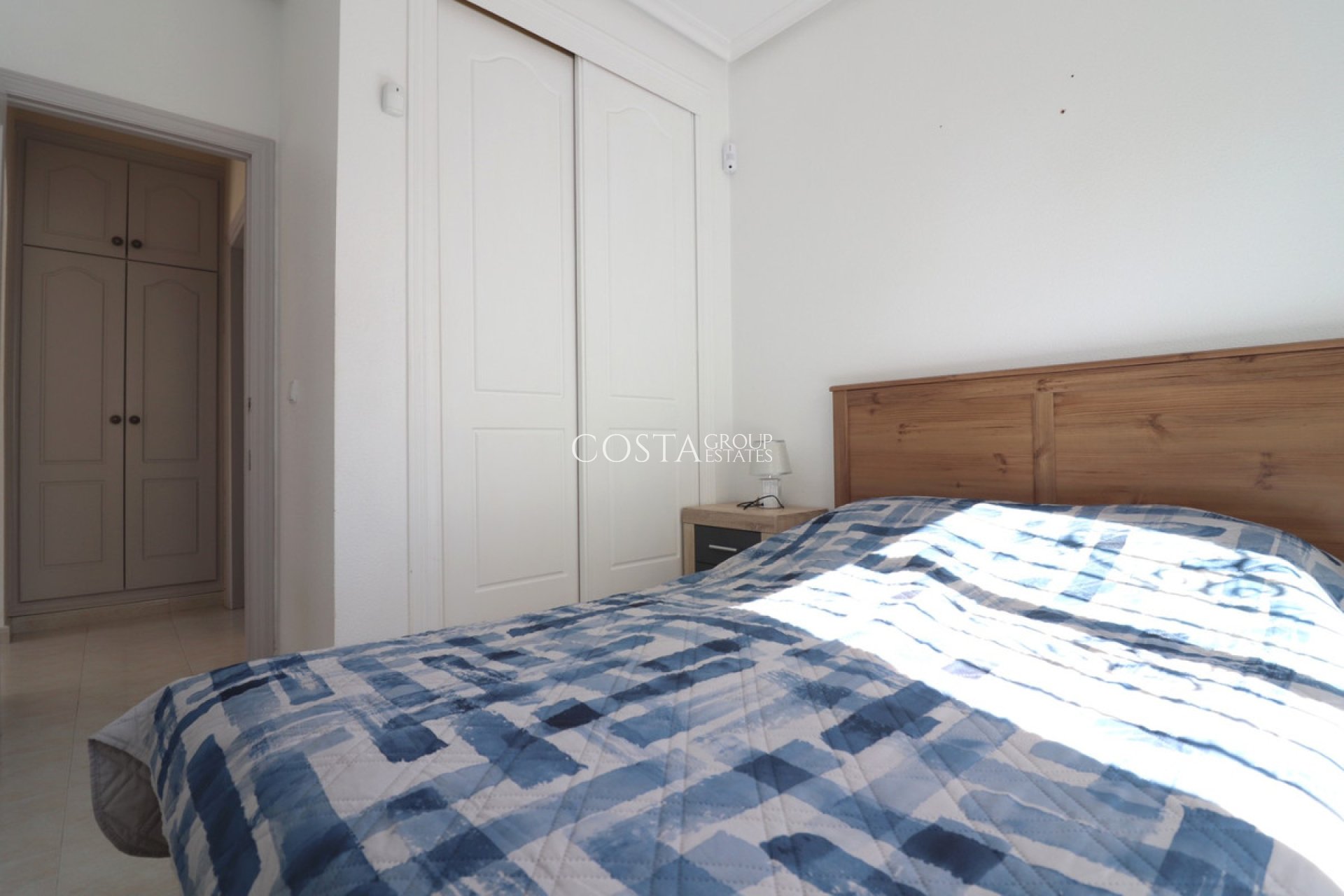 Revente - Villa -
Rojales