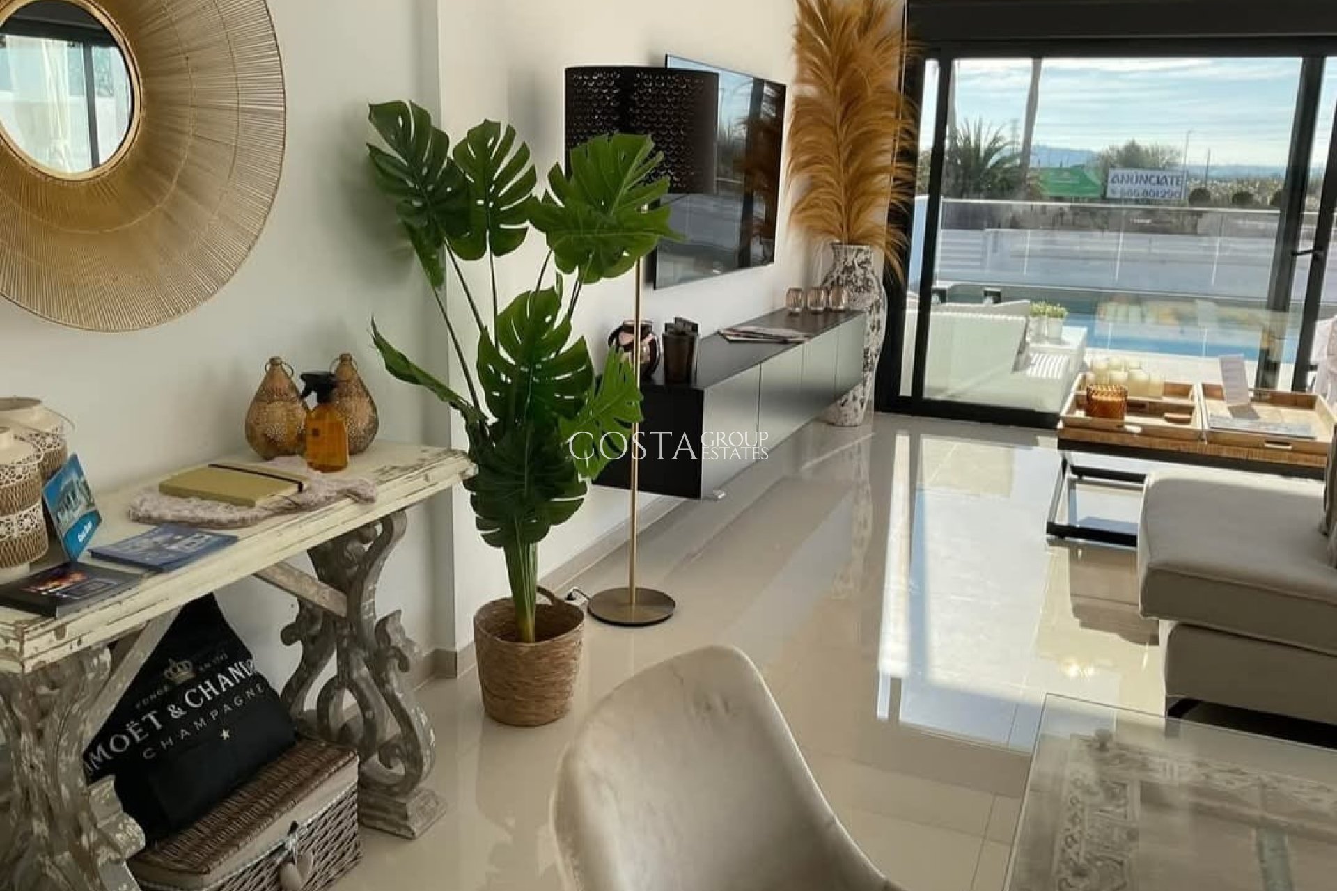 Revente - Villa -
San Fulgencio - Urbanización La Marina
