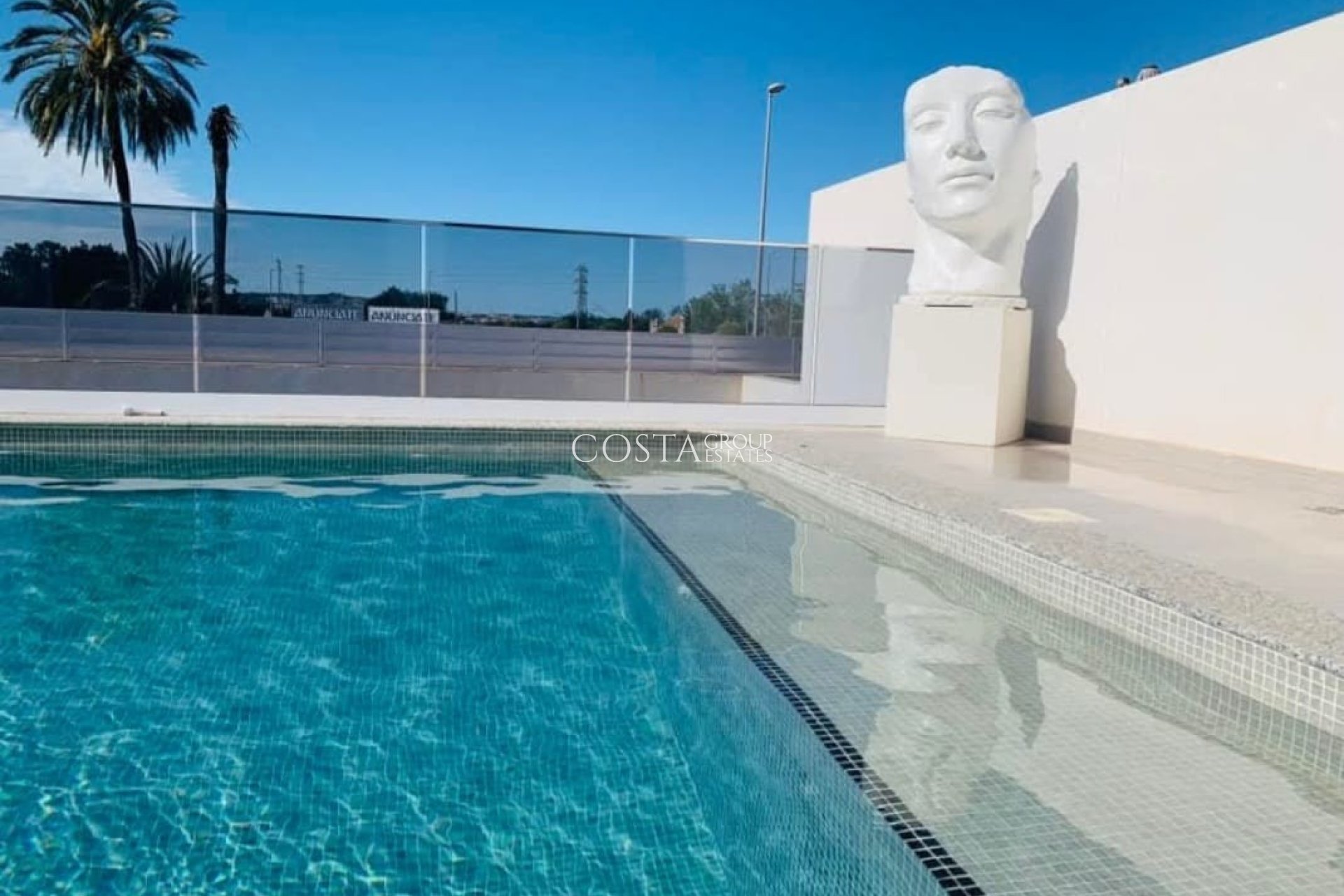 Revente - Villa -
San Fulgencio - Urbanización La Marina