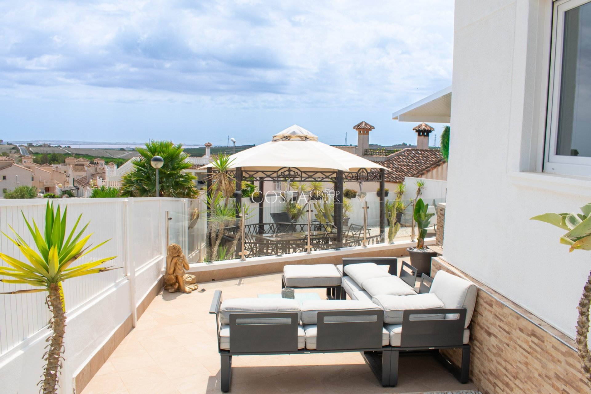 Revente - Villa -
San Miguel de Salinas - LO RUFETE