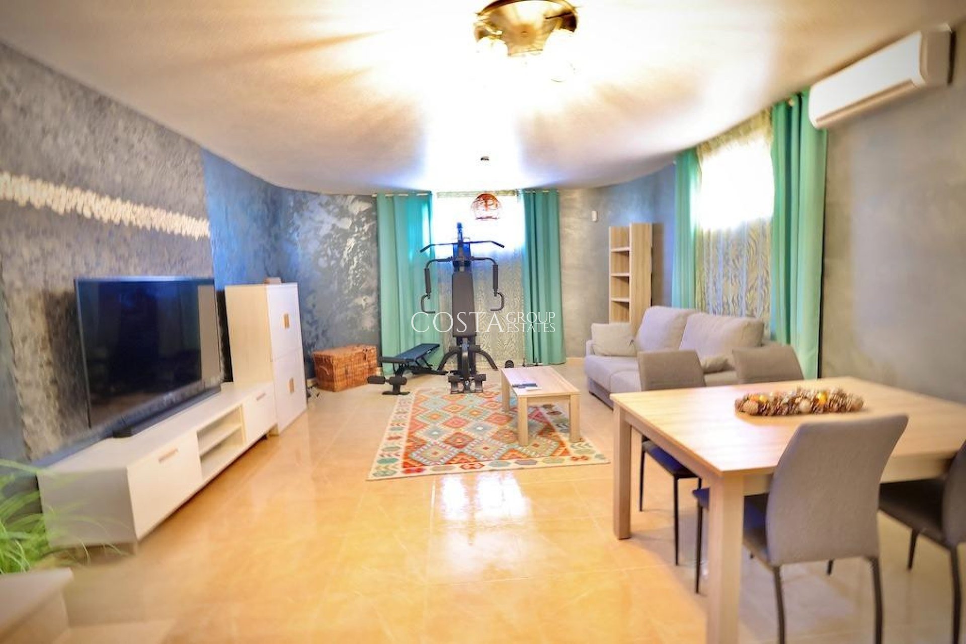 Revente - Villa -
San Miguel de Salinas - San Miguel de Salinas Centro