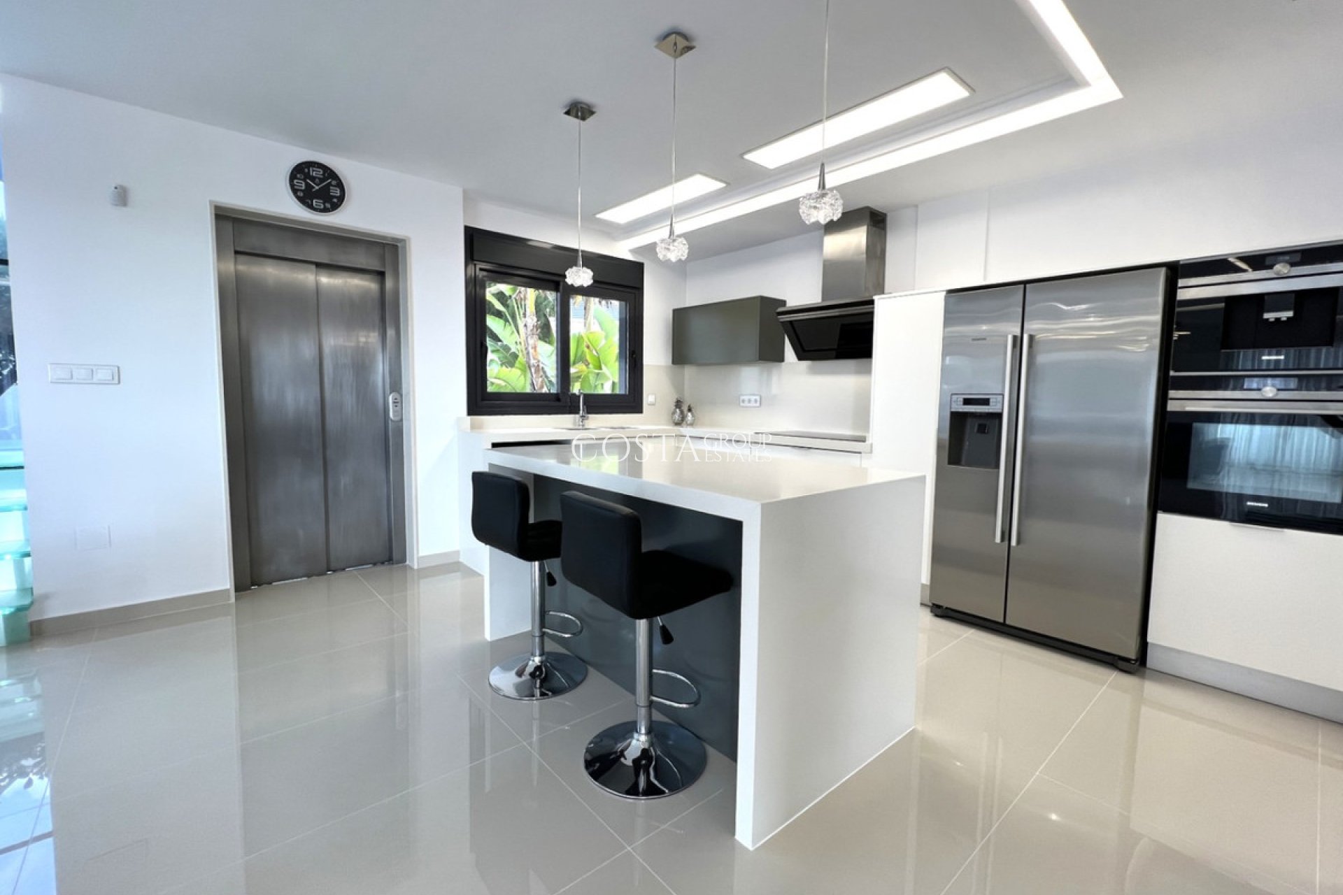 Revente - Villa -
San Miguel de Salinas - San Miguel de Salinas Centro