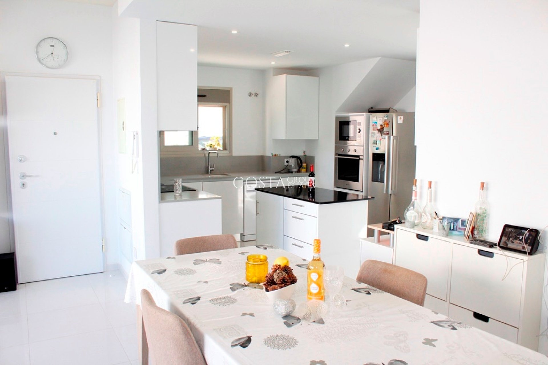 Revente - Villa -
San Miguel de Salinas - San Miguel de Salinas Centro