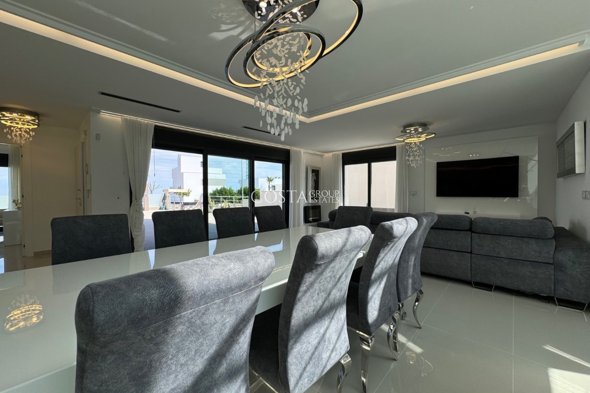 Revente - Villa -
San Miguel de Salinas - San Miguel de Salinas Centro