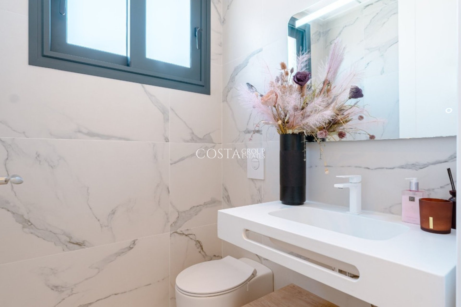 Revente - Villa -
San Miguel de Salinas - San Miguel de Salinas Centro