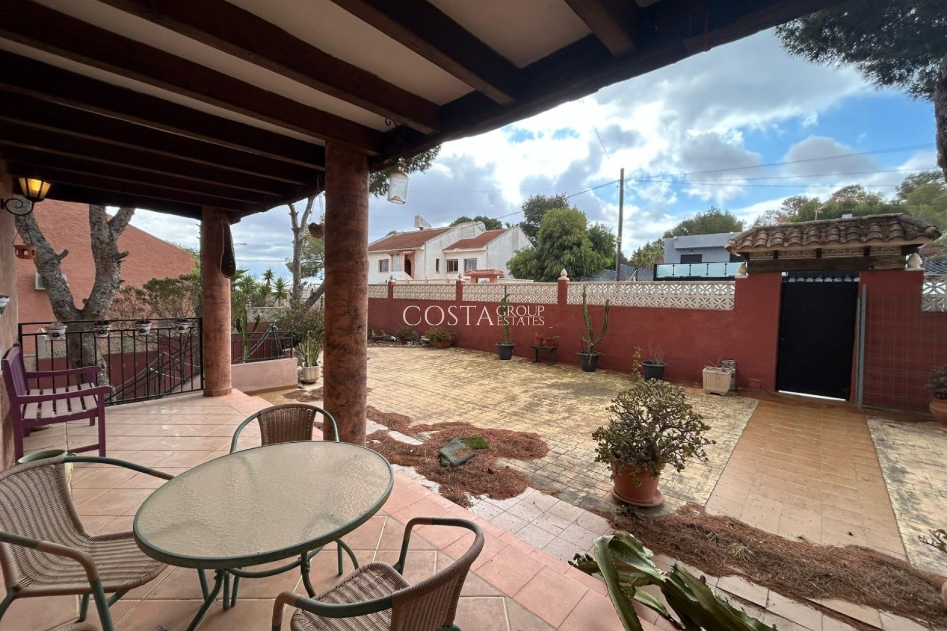 Revente - Villa -
San Miguel de Salinas - Urbanizaciones