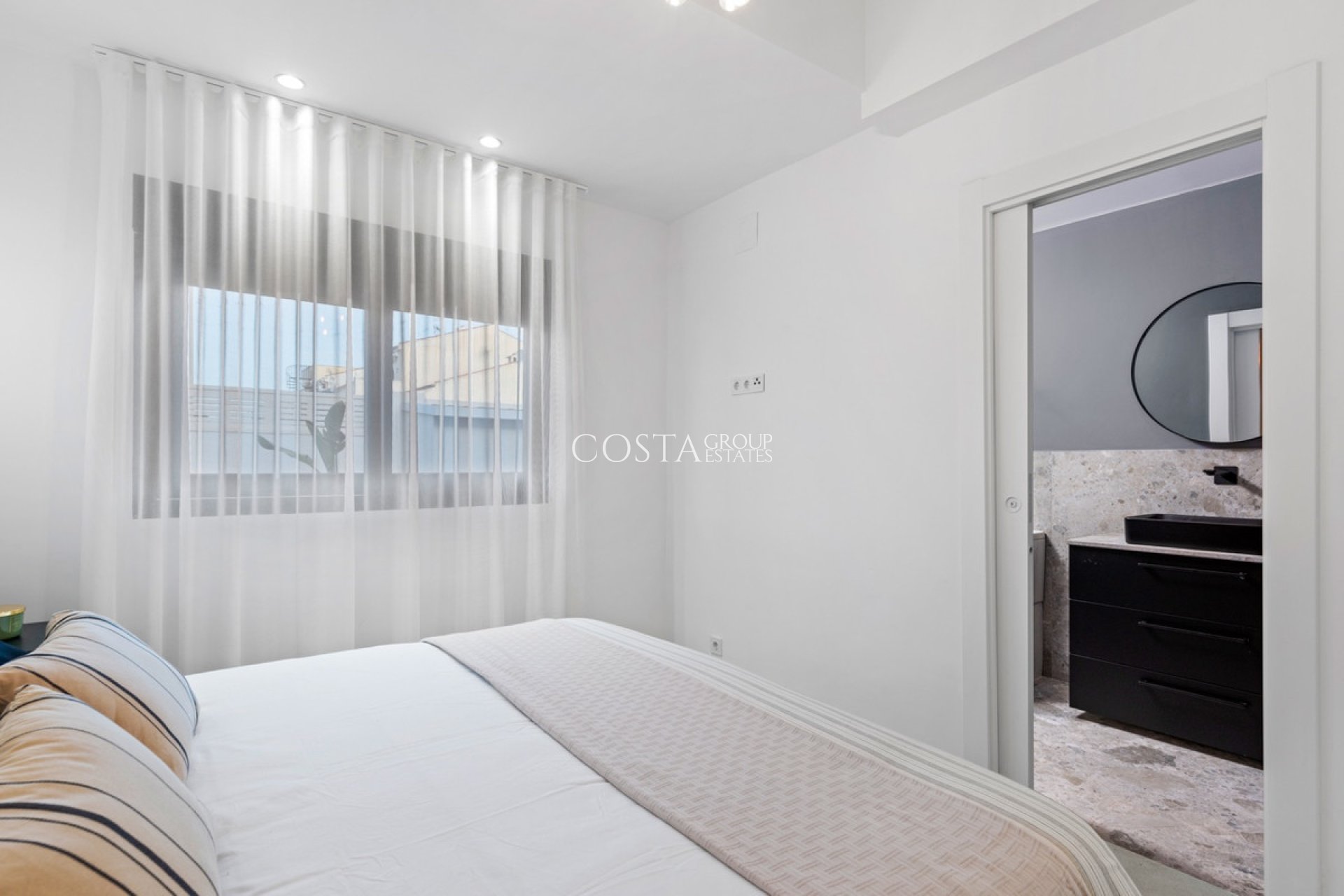 Revente - Villa -
Torrevieja - El Chaparral