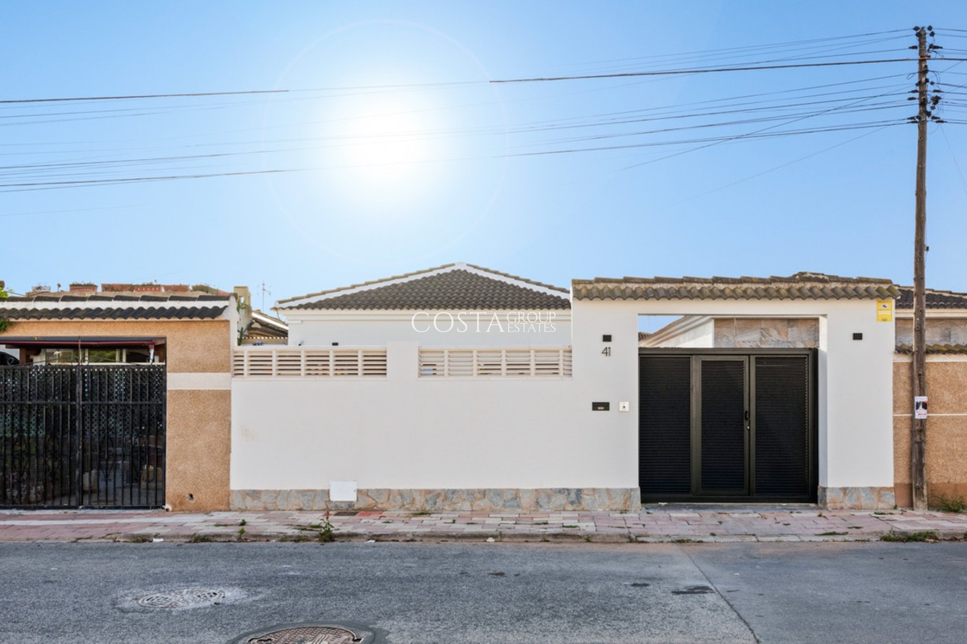Revente - Villa -
Torrevieja - El Chaparral