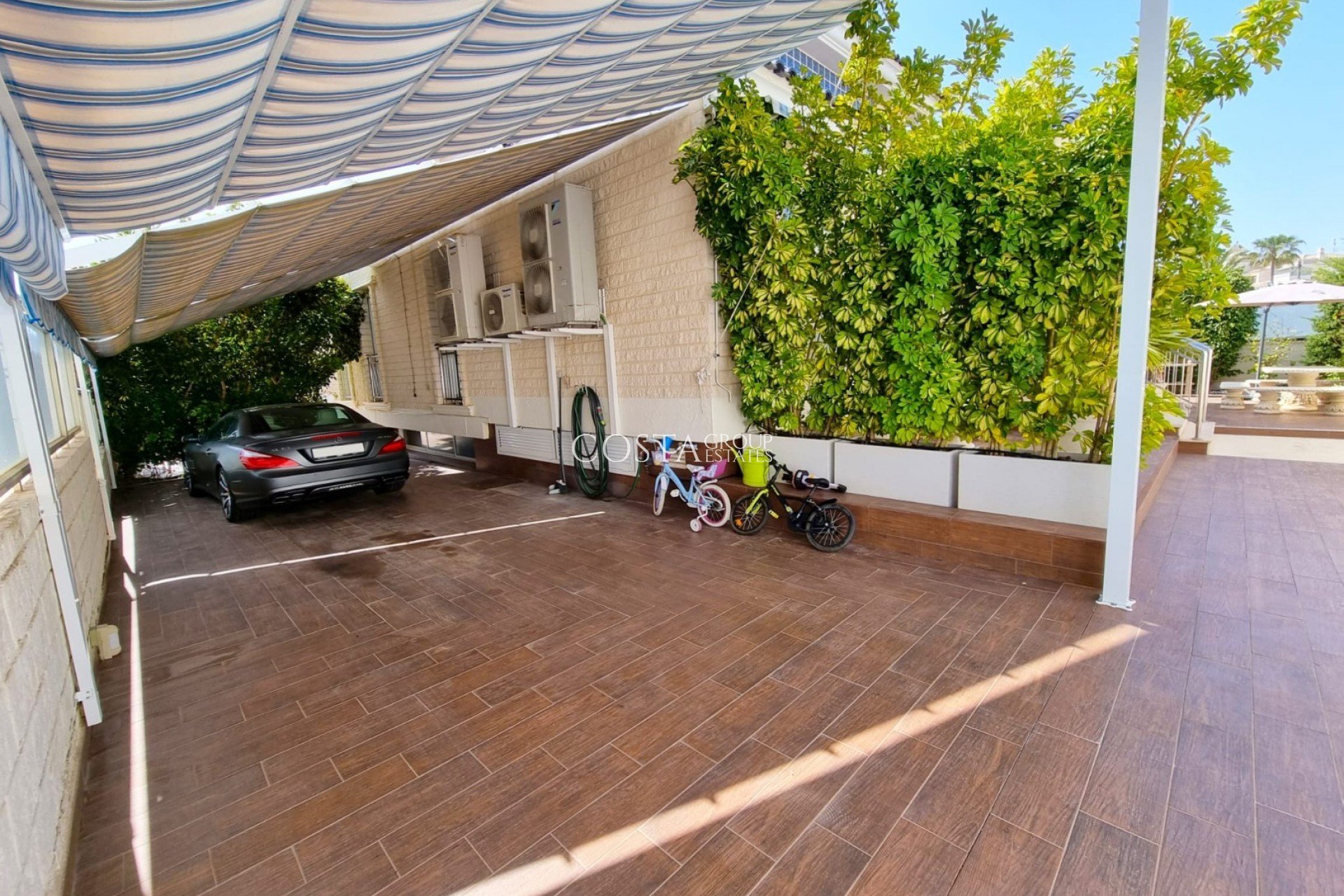 Revente - Villa -
Torrevieja - La Mata