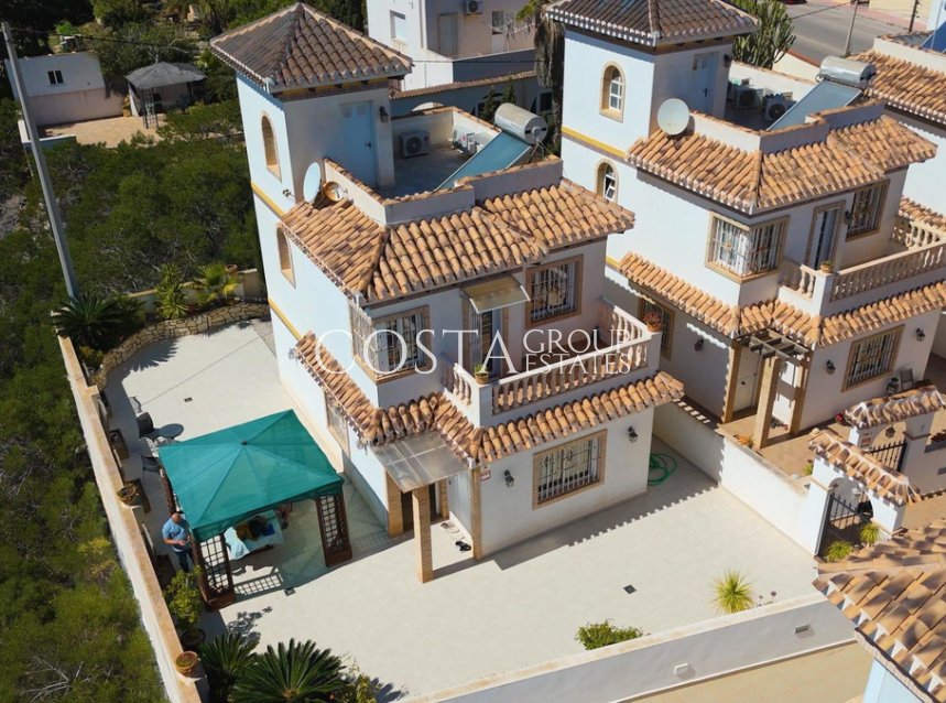 Revente - Villa -
Torrevieja - La Mata