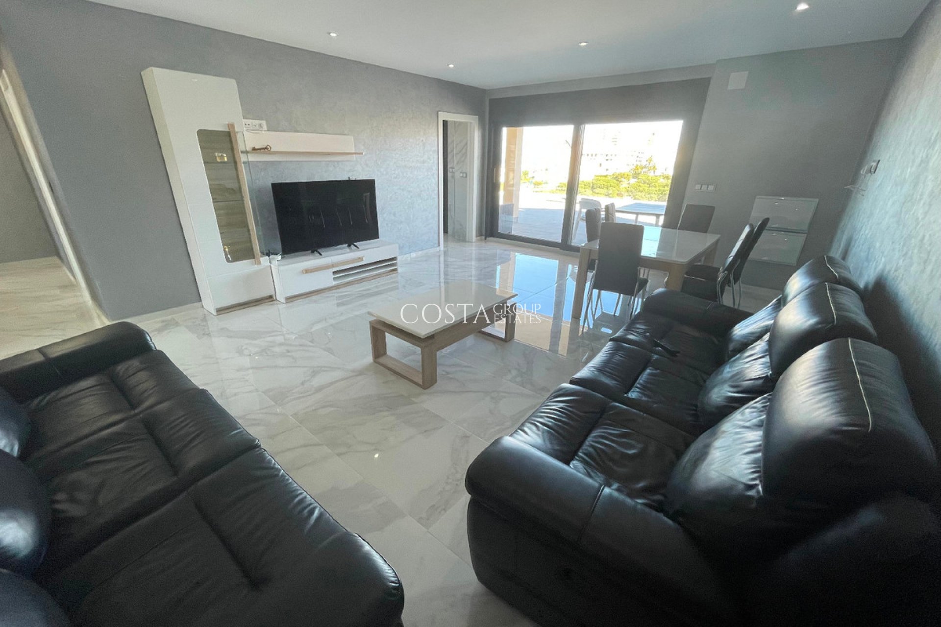 Revente - Villa -
Torrevieja - La Mata