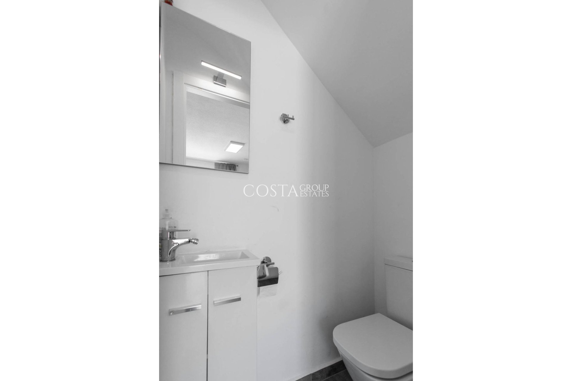 Revente - Villa -
Torrevieja - Lago Jardin