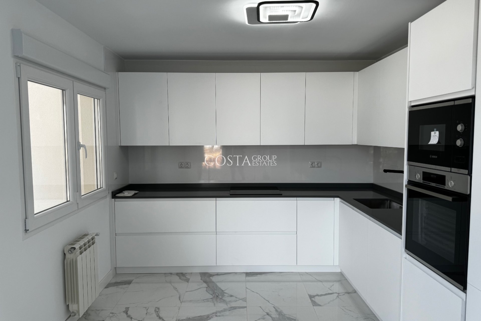 Revente - Villa -
Torrevieja - Los Balcones