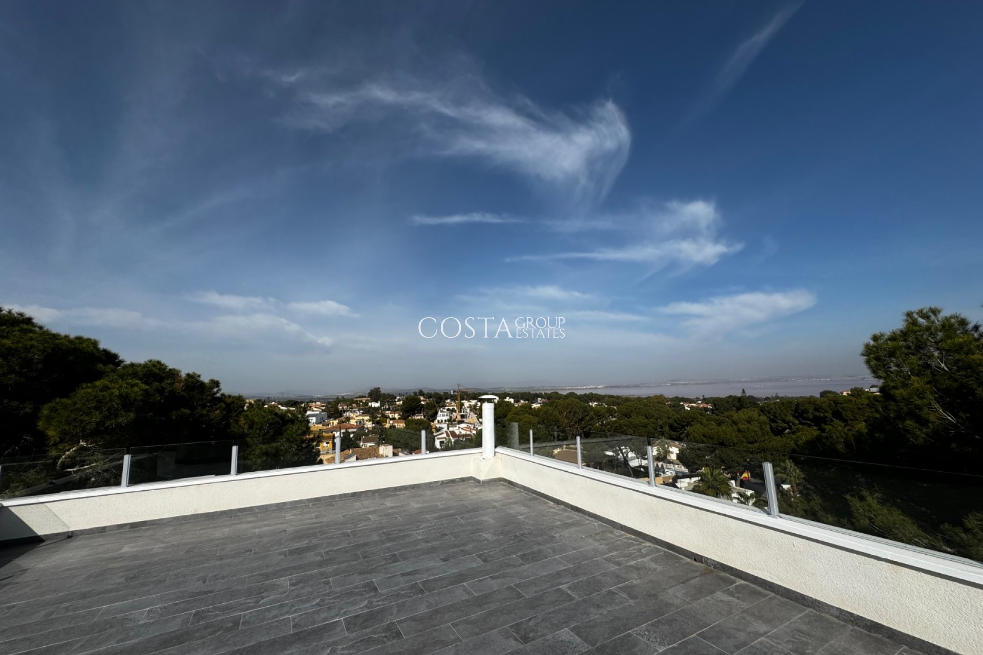 Revente - Villa -
Torrevieja - Los Balcones