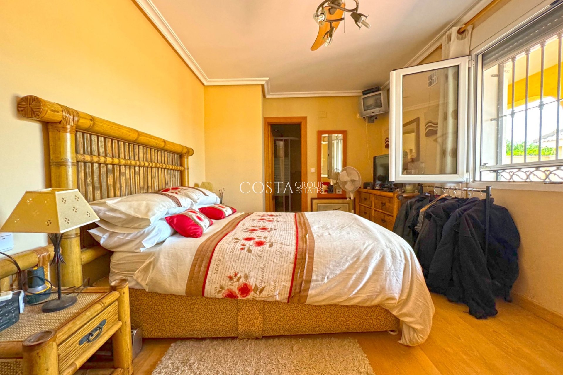 Revente - Villa -
Torrevieja - Los Balcones