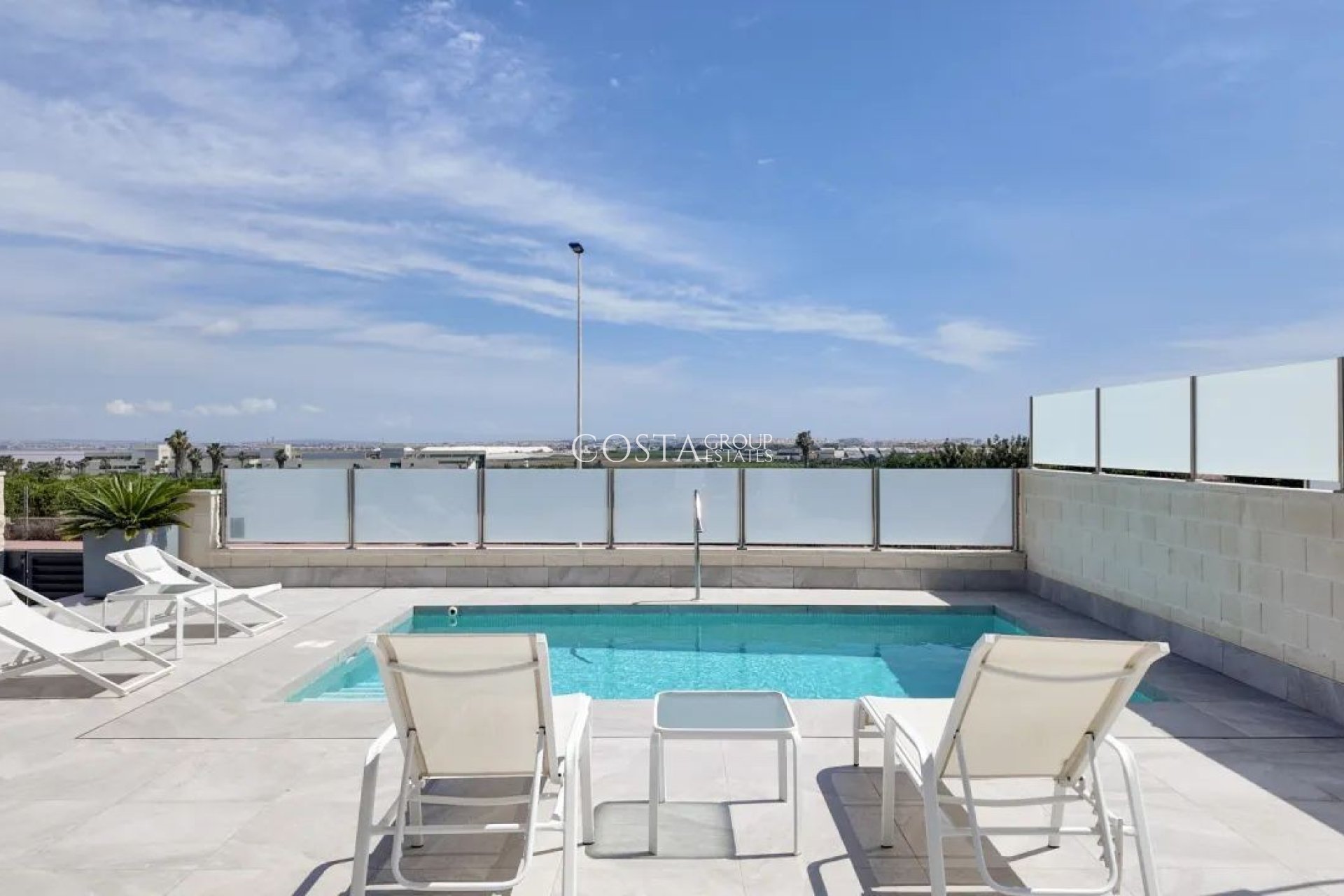 Revente - Villa -
Torrevieja - Los Balcones