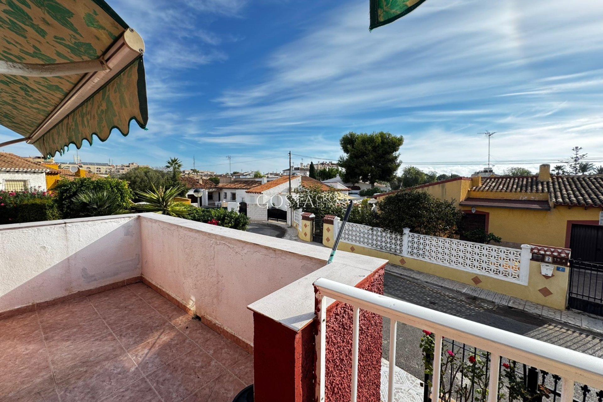 Revente - Villa -
Torrevieja - Punta Prima