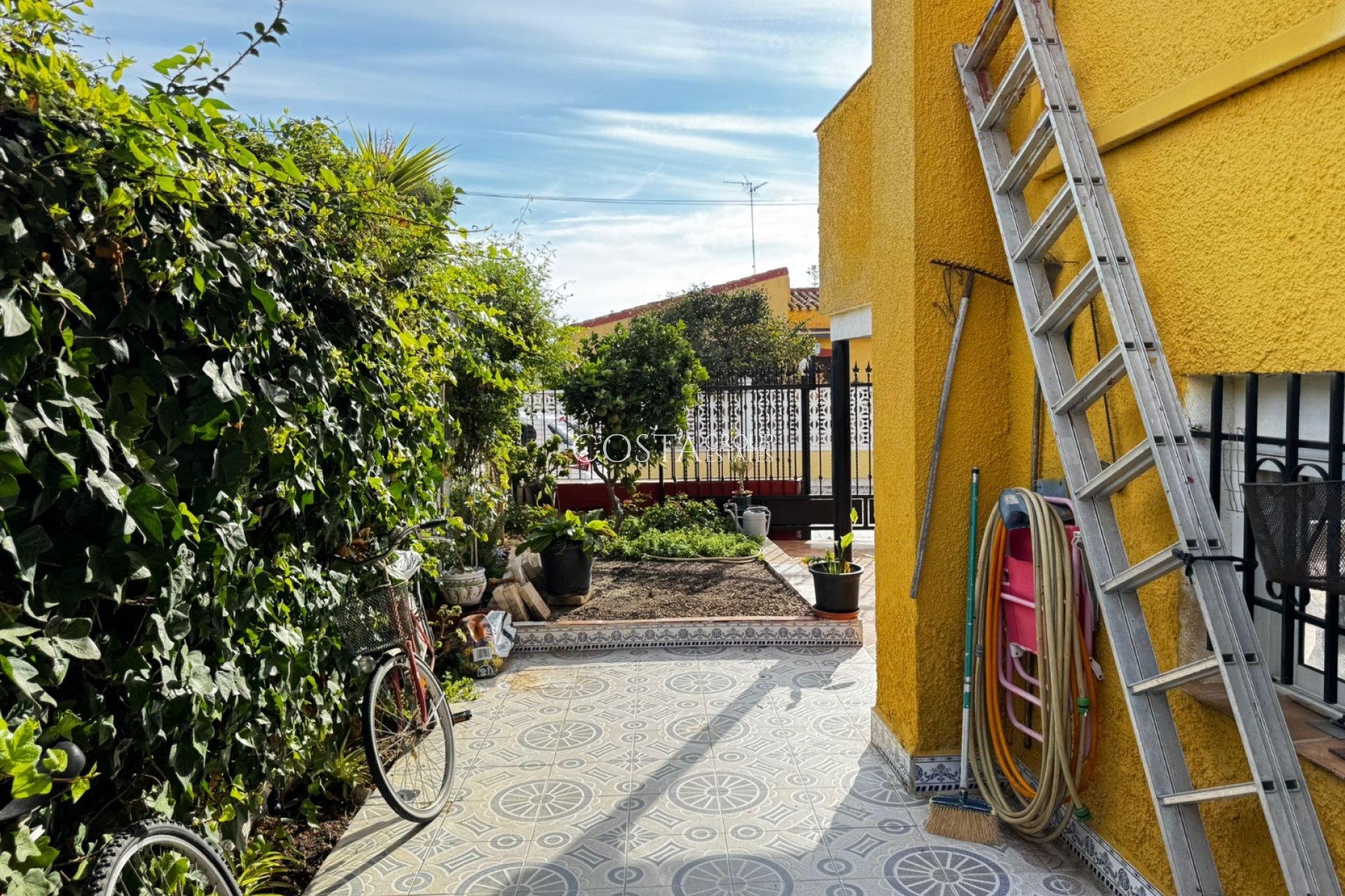 Revente - Villa -
Torrevieja - Punta Prima