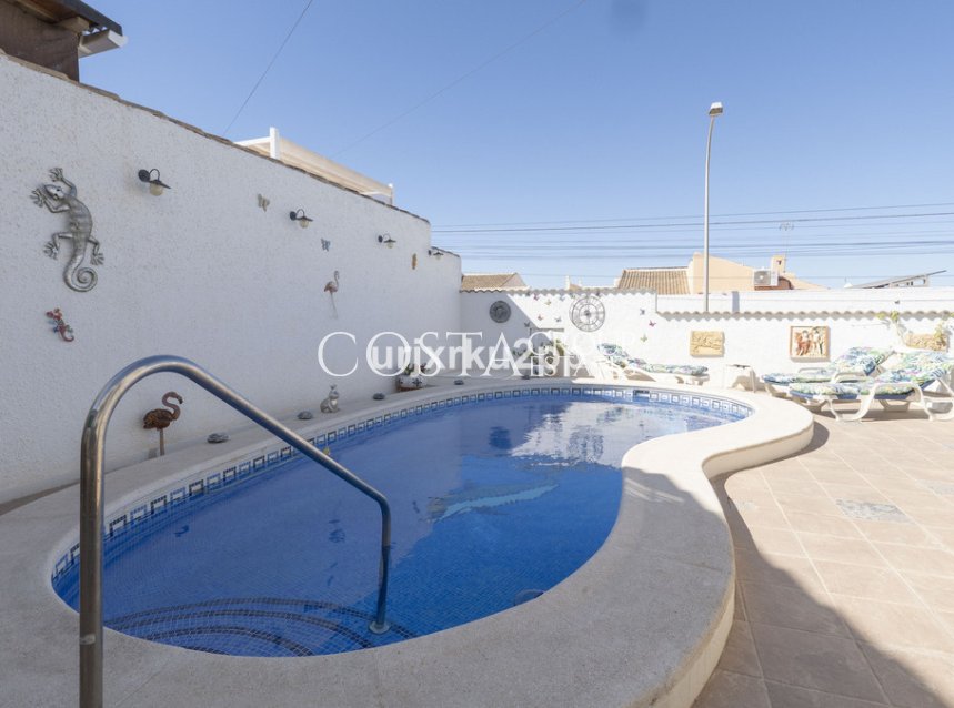Revente - Villa -
Torrevieja - San Luis